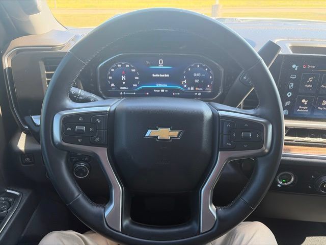 Used 2023 Chevrolet Silverado 1500 LT w/ Protection Package AWD/4WD image 20