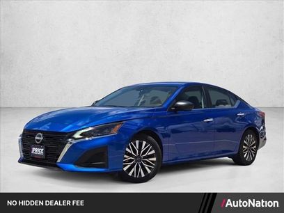 Used 2025 Nissan Altima 2.5 SV