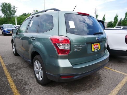 Used 2015 Subaru Forester 2.5i Premium w/ All-Weather Package AWD/4WD image 4