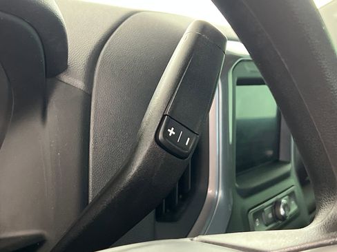 Used 2022 Chevrolet Silverado 1500 Custom w/ Safety Confidence Package image 23