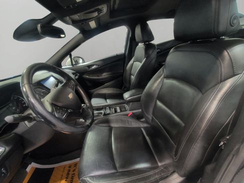 Used 2017 Chevrolet Cruze Premier FWD image 9