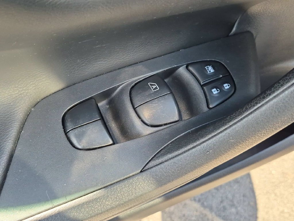 Used 2018 Nissan Altima 2.5 S w/ S Convenience Package FWD image 13
