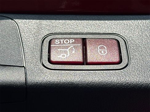 Certified 2024 Mercedes-Benz EQB 300 4MATIC image 21