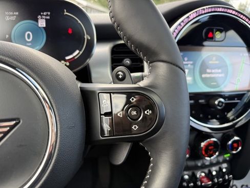 Used 2023 MINI Cooper S image 18