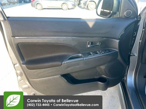 Used 2024 Mitsubishi Outlander Sport ES image 15