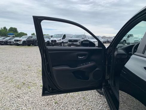 Used 2025 Honda HR-V Sport image 20