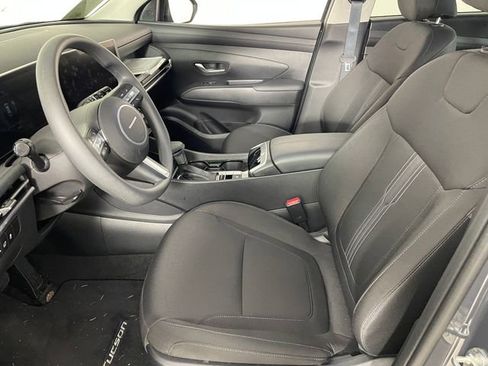 Used 2025 Hyundai Tucson SEL AWD/4WD image 2