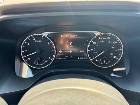 Used 2022 Nissan Rogue SV AWD/4WD image 18