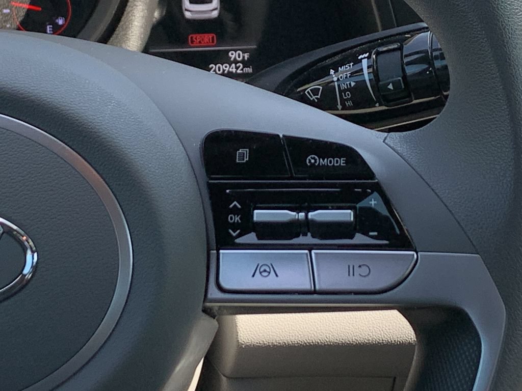 Certified 2023 Hyundai Elantra SEL FWD image 27