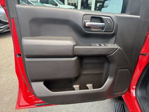 Used 2019 Chevrolet Silverado 1500 Custom Trail Boss AWD/4WD image 10