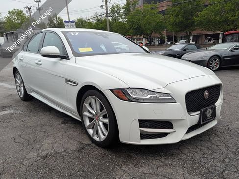Used 2017 Jaguar XF R-Sport AWD/4WD image 6