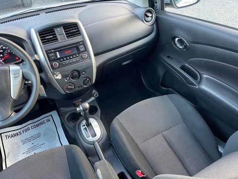 Used 2018 Nissan Versa SV FWD image 15