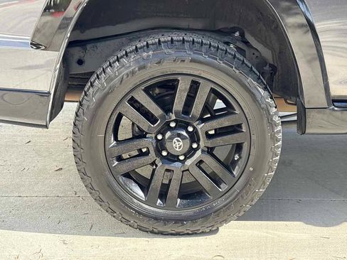 Used 2019 Toyota 4Runner Limited RWD image 9