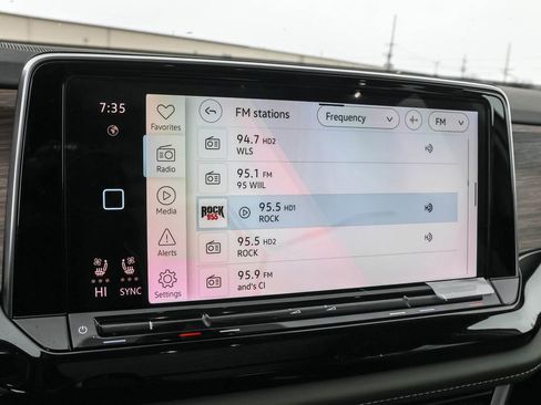 New 2026 Volkswagen Atlas SEL image 30