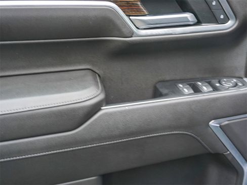 Used 2022 GMC Sierra 1500 Elevation w/ Elevation Premium Package image 18