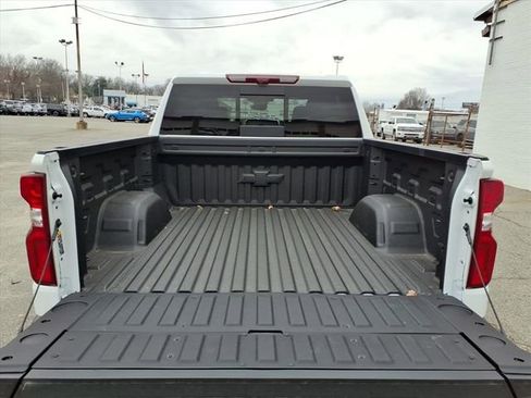 New 2026 Chevrolet Silverado 1500 ZR2 w/ Dark Appearance Package image 4