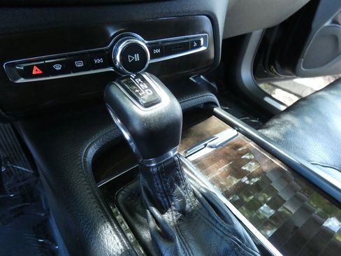 Used 2018 Volvo XC90 T6 Momentum w/ Convenience Package image 56