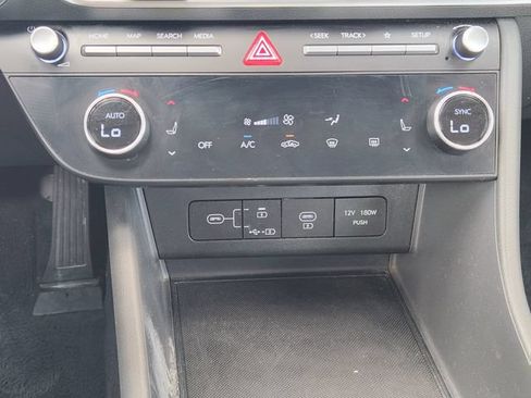 Used 2024 Hyundai Sonata SEL FWD image 16