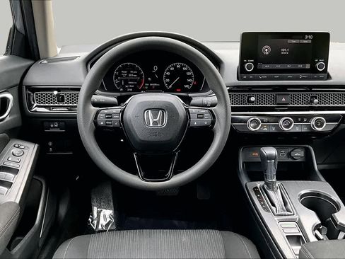 Used 2024 Honda Civic LX image 6