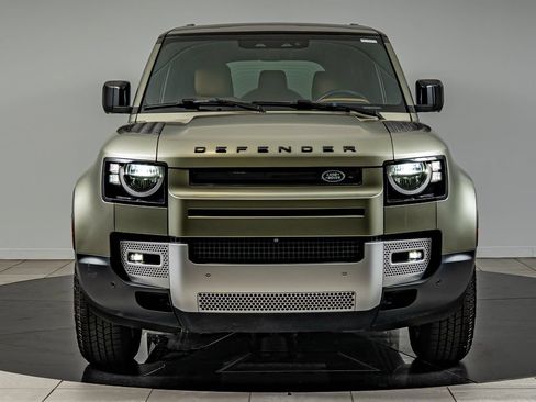 Used 2023 Land Rover Defender 110 S AWD/4WD image 2