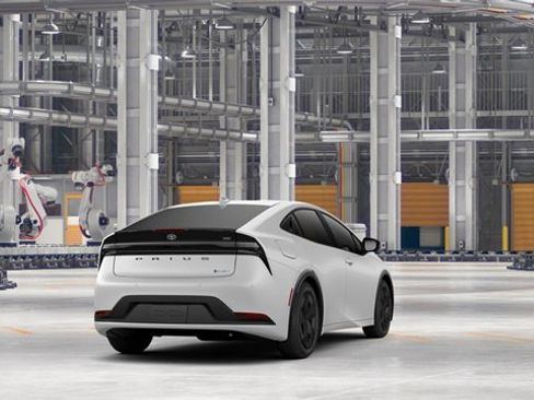 New 2026 Toyota Prius Plug-In Hybrid image 9