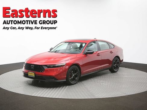 Used 2025 Honda Accord SE image 55