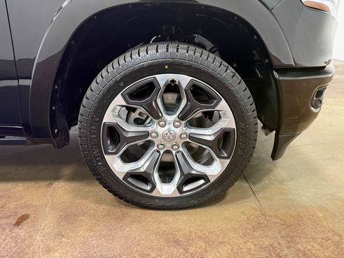 Used 2022 RAM 1500 Limited w/ Body-Colour Bumper Group AWD/4WD image 89