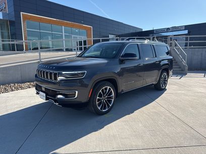 New 2024 Jeep Wagoneer L Series III w/ Premium Group I