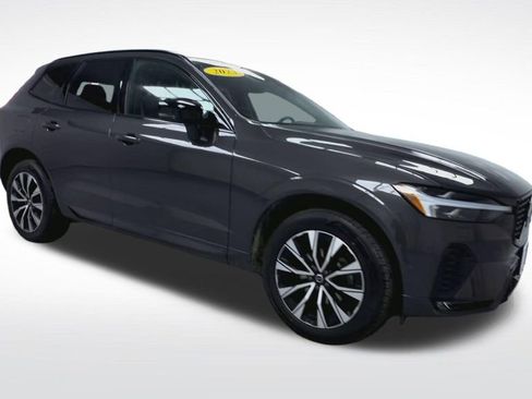 Used 2023 Volvo XC60 B5 Plus w/ Climate Package image 2