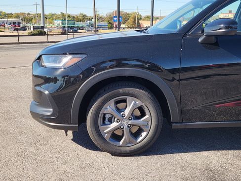 New 2026 Honda HR-V LX image 9