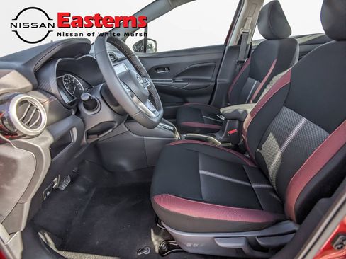 New 2025 Nissan Versa SR w/ Trunk Package image 16