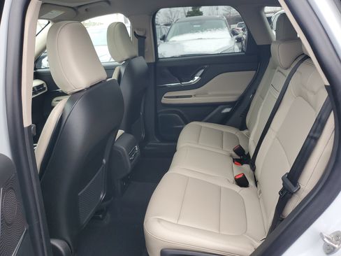 New 2026 Lincoln Corsair Premiere image 25