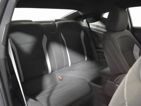 Used 2021 Chevrolet Camaro LT image 29