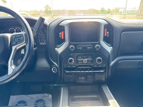 Used 2022 Chevrolet Silverado 2500 LT w/ Convenience Package AWD/4WD image 12