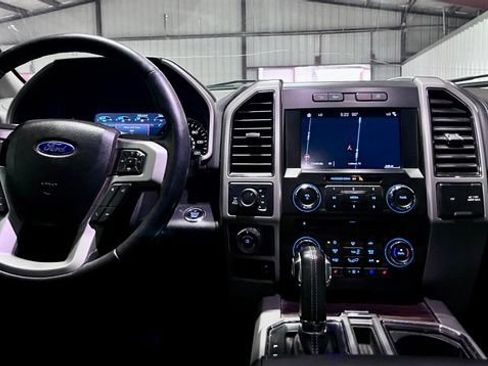 Used 2018 Ford F150 Lariat w/ Equipment Group 501A Mid AWD/4WD image 27
