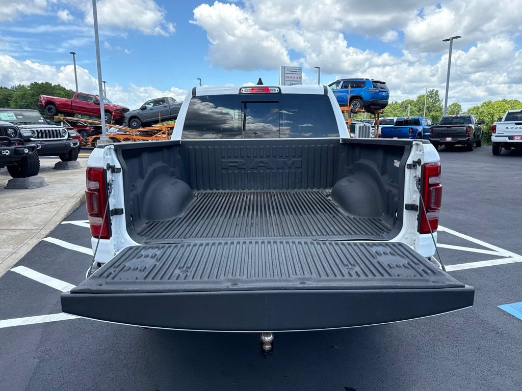 Used 2023 RAM 1500 Laramie AWD/4WD image 8