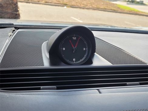 Used 2017 Porsche Panamera Turbo image 33