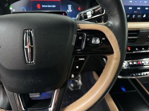 Used 2023 Lincoln Corsair Reserve w/ Equipment Group 202A image 16