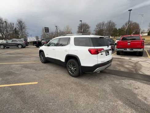 Used 2019 GMC Acadia SLT image 6