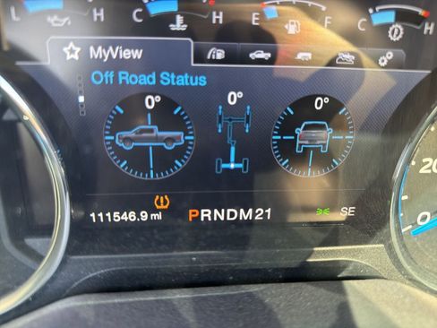 Used 2016 Ford F150 Platinum w/ Equipment Group 701A Luxury AWD/4WD image 7