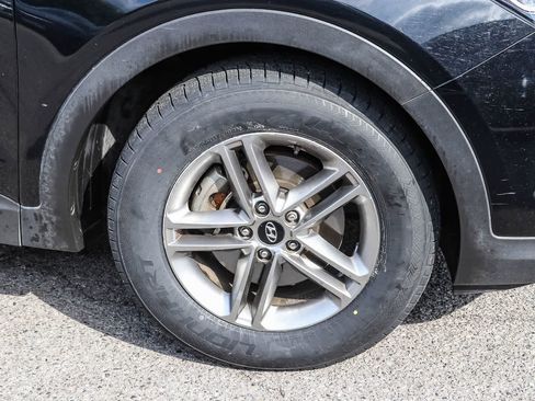 Used 2018 Hyundai Santa Fe Sport image 9