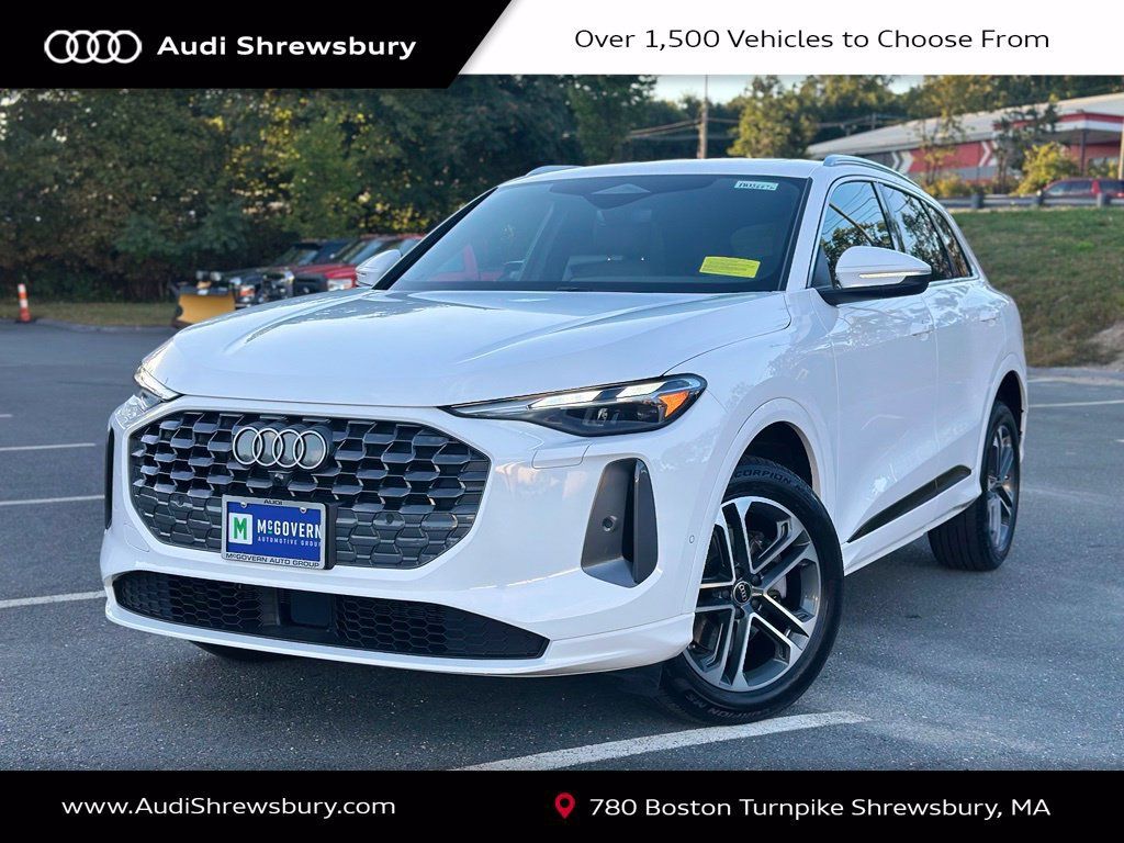 Used 2025 Audi Q5 Premium w/ Convenience Package AWD/4WD image 1