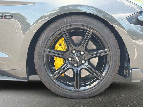 Used 2019 Ford Mustang GT w/ Black Accent Package RWD image 20