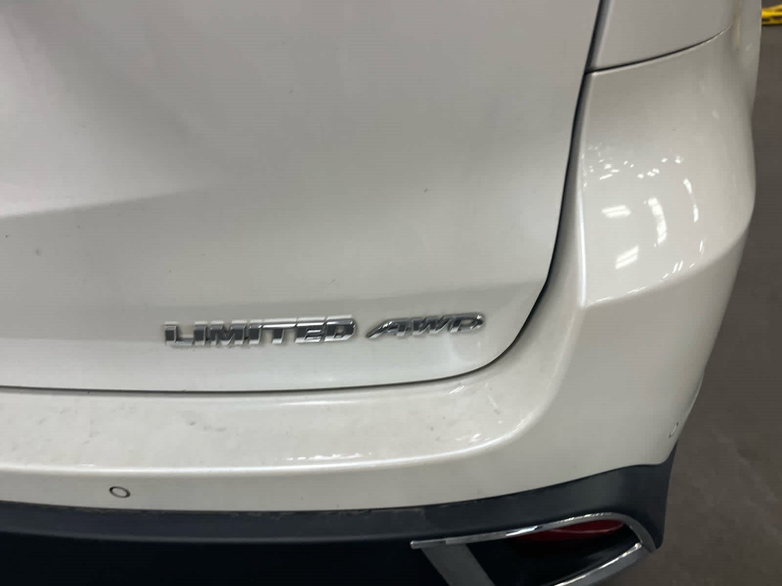Used 2018 Toyota Highlander Limited Platinum AWD/4WD image 7