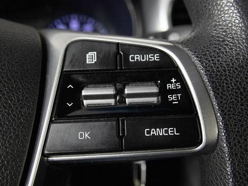 Used 2019 Kia Sorento LX image 29