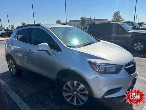 Used 2019 Buick Encore Preferred FWD image 1