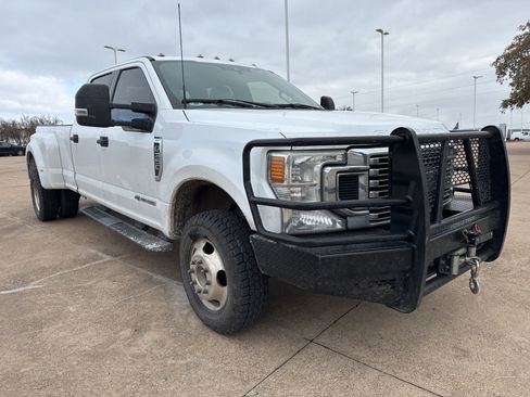 Used 2022 Ford F350 XLT w/ XLT Value Package image 1