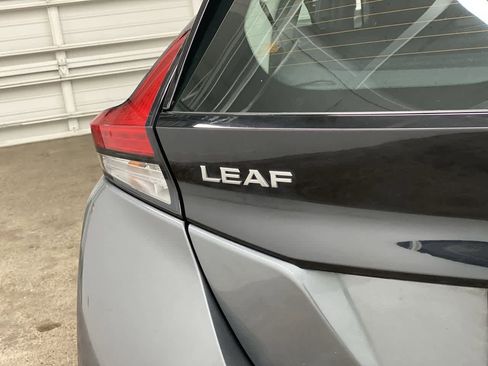 Used 2020 Nissan Leaf SV w/ SV All Weather Package image 10