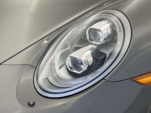 Certified 2017 Porsche 911 Carrera 4S image 15