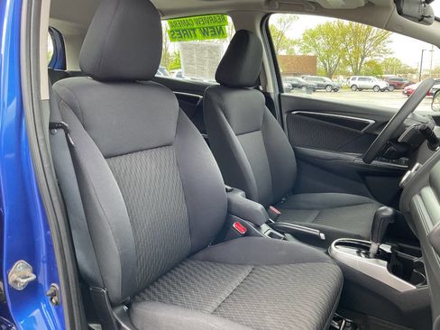 Used 2018 Honda Fit EX image 38
